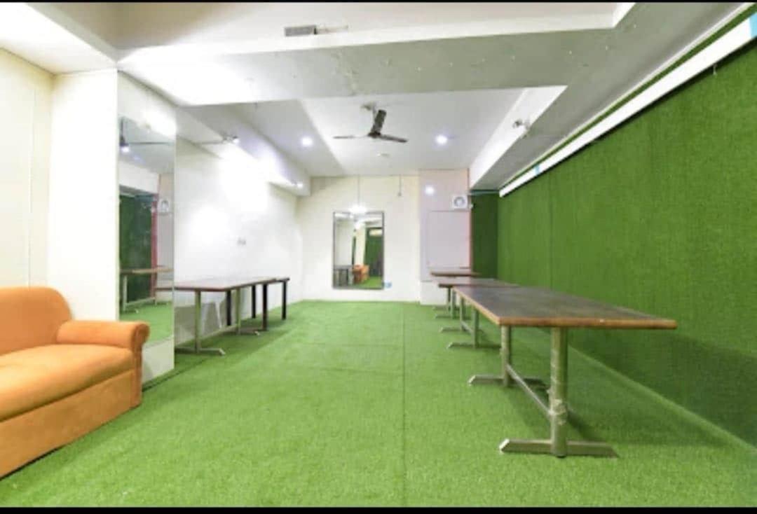 Hotel Collection O Rajwada Palace